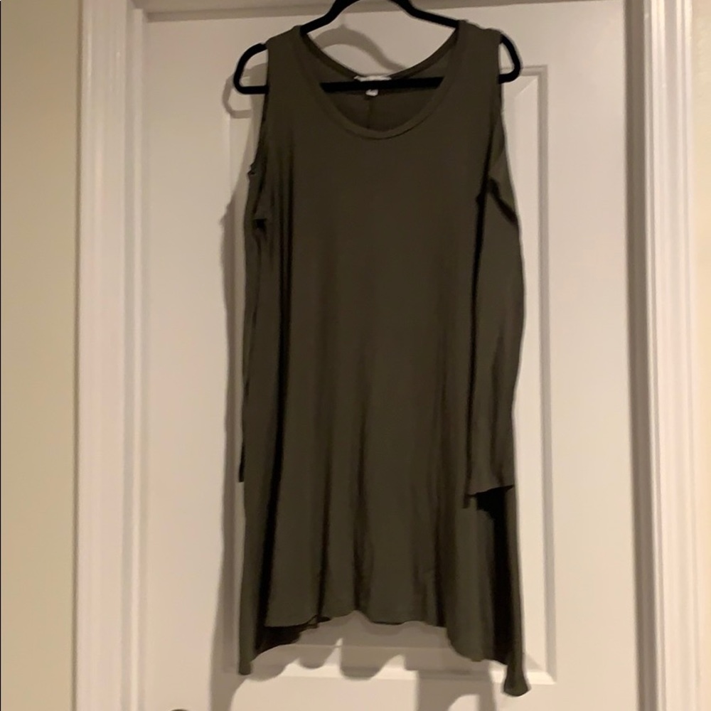Peek-a-boo Shoulder Swing Dress/ Tunic